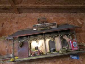 lot 30 image: 4521 metal wall art