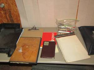 lot 601 image: Organizer trays- note pads- pens- clip board- Leather folder-