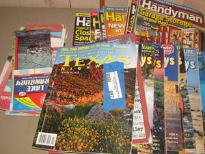 lot 607 image: Magazine and maps lot