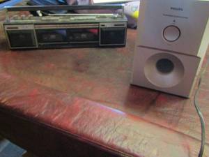 lot 614 image: philips subwoofer # 20711665- sears cassette radio amfm player #304..21442650