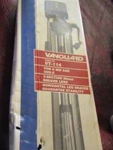 lot 618 image: Vangaurd 3 leg tripod