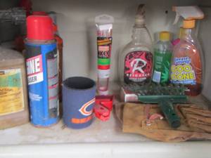 lot 647 image: rack- gloves- citrus- engine greaser- goo gone and more