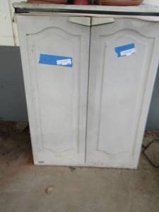 lot 649 image: 3 tier outdoor shelf ( contents not included)