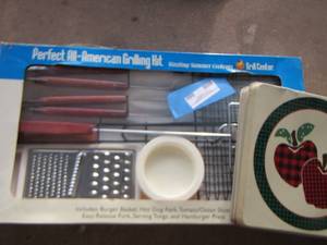 lot 660 image: perfect all American grilling kit new- 4 tin apple treys