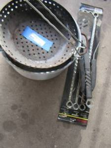 lot 662 image: sunbeam shishkabob set of 6- deep fryer pan- grilling utensils
