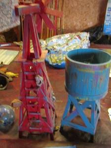 lot 23 image: Wooden wind mill- water tower