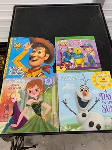 lot 50 image: Disney Childrens books