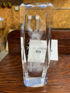 lot 25 image: 09112001 Glass prism