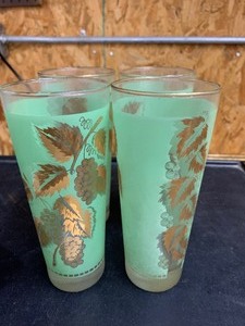 lot 37 image: Mid century drinking glasses