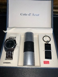 lot 68 image: Watch set