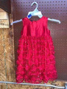 lot 65 image: Girls dress