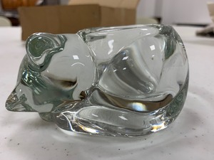 lot 112 image: Cat candle holder