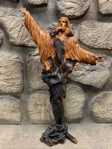 lot 201 image: Jesus statue-Hawaiian drift wood