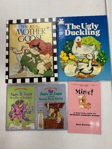 lot 202 image: Childrens books
