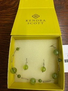 lot 169 image: Kendra Scott jewelry