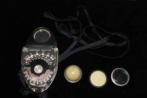 lot 161 image: Vintage Norwood Director Exposure Meter