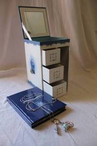 lot 189 image: Walt Disney Cinderella Jewelry Box Collection with Necklace, DVDs, and BluRays