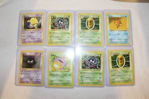 lot 216 image: Shadowless Pokemon Cards Lot of 8