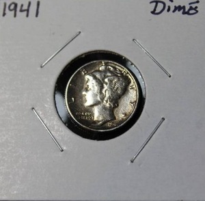 lot 45 image: Silver 1941 Mercury Dime