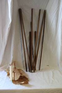 lot 195 image: Vintage Wooden Easel