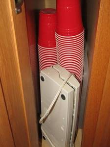 lot 760 image: red solo cups - black & decker seal a meal