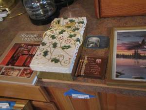 lot 792 image: various wall art - organizer book - deca box
