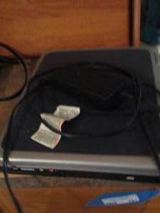 lot 812 image: HP  laptop windows XP home edition , comes with charger