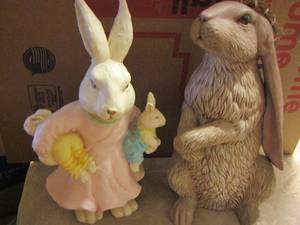 lot 873 image: 15 brown bunny- 12 momma and baby bunny