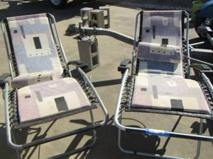 lot 901 image: Outdoor lounge chairs qty 2