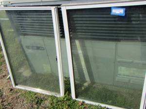 lot 965 image: Bay house windows   3726 12  qty 2