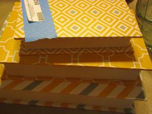 lot 892 image: 3 stackable storage books