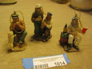 lot 1014 image: 3 old fellas ornaments
