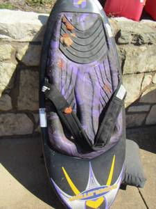 lot 1050 image: revolution ski board