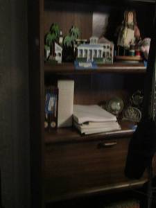 lot 850 image: solid wood 4 tier bookshelf contents not included