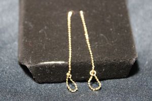 lot 31 image: 12K Gold Filled s-link chain dangle earrings. Marked 12K GF on flat section of both butterfly backs. 2L approx