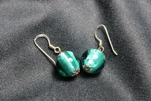 lot 67 image: Sterling Silver seafoam green ball crackle glass earrings. Marked 925 on ear wires. Attributed to Antico Tesoro, Murano Italy (Silver Ocean)