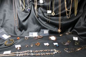 lot 313 image: (29) 18K and other gold-plated and rose gold-plated jewelry items.
