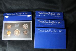 lot 390 image: Coins Proof Sets - (4) 1971