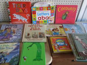 lot 52 image: Childrens book lot- letters- tiger days- Cordy Roy plus