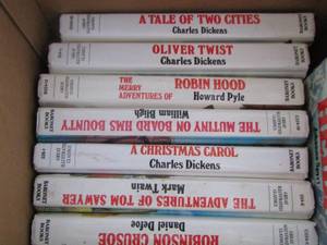 lot 53 image: Book lot- illustrated classics- Christmas carols plus