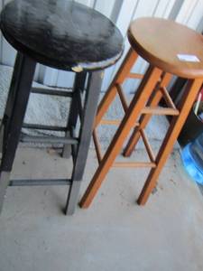 lot 57 image: 2 barstools- 1 brown and 1 red