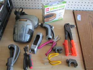lot 66 image: tool lot