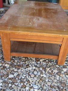 lot 84 image: Solid wood very heavy coffee table 2 tier 195032