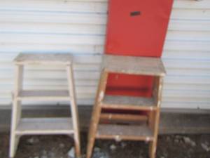 lot 86 image: step ladder 2 step qty 2 used