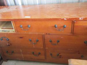 lot 108 image: 7 drawer wooden dresser , one drawer needs repair piece that broke is with it- 346418