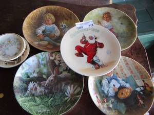 lot 118 image: Norman Rockwell Christmas plates- all in great condition