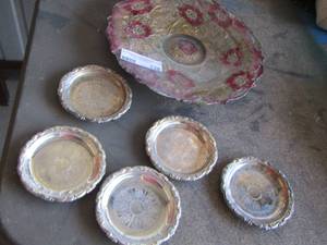 lot 138 image: 9 oval rose platter, 6 silver platted drink coasters