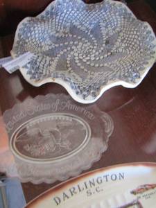 lot 148 image: United States of America oval tray- blue platter plus