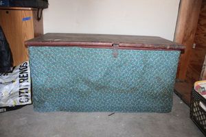 lot 45 image: Cedar Chest with sticker from BESHEL cabinet works
