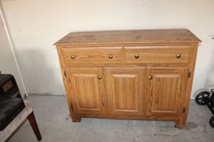 lot 81 image: Laminate storage cabinet